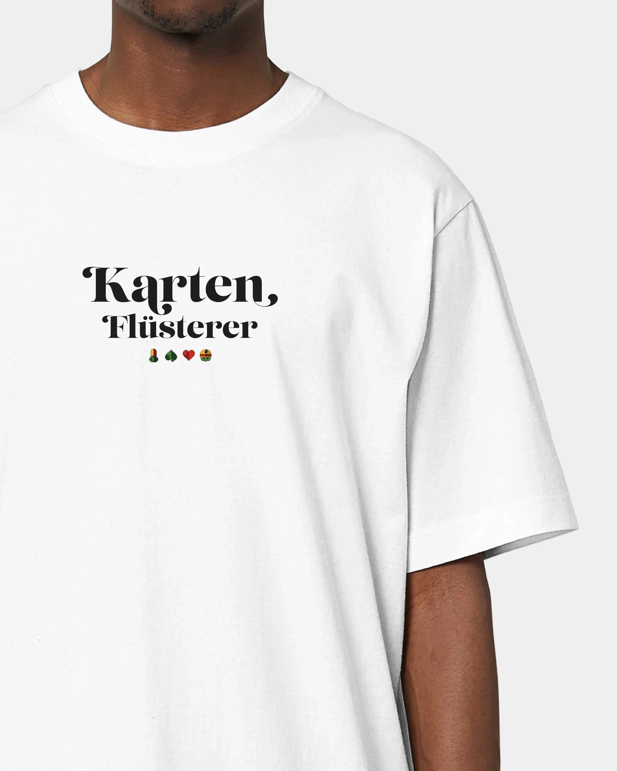 Schmidt Digitaldruck GmbH Personalisiertes T-Shirt "Karten Flüsterer" Oversized / Weiß / XXS - aus nachhaltiger und fairer Produktion