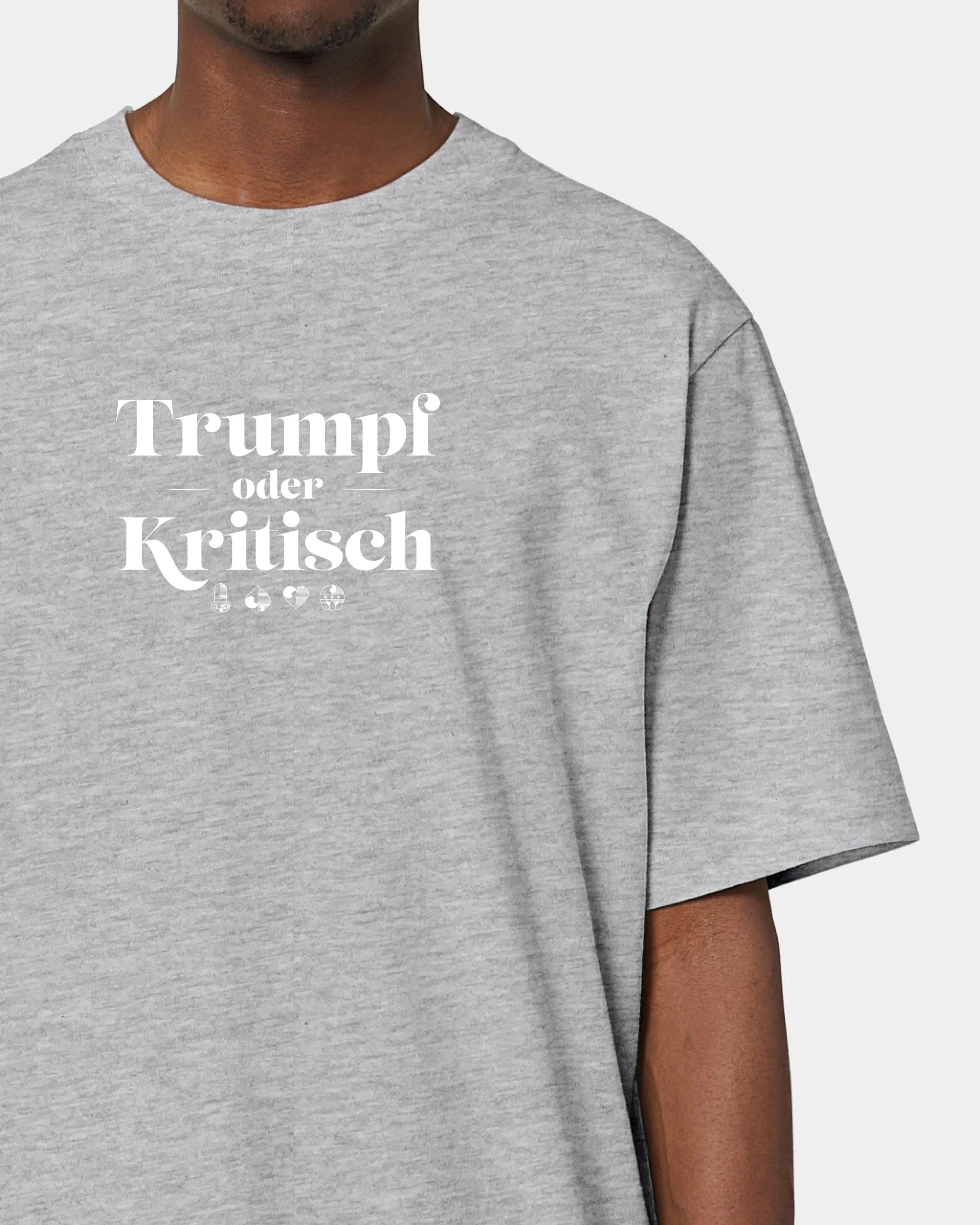 Schmidt Digitaldruck GmbH Personalisiertes T-Shirt "Watten - Trumpf oder Kritisch" Oversized / Heather Grey / XXS - aus nachhaltiger und fairer Produktion