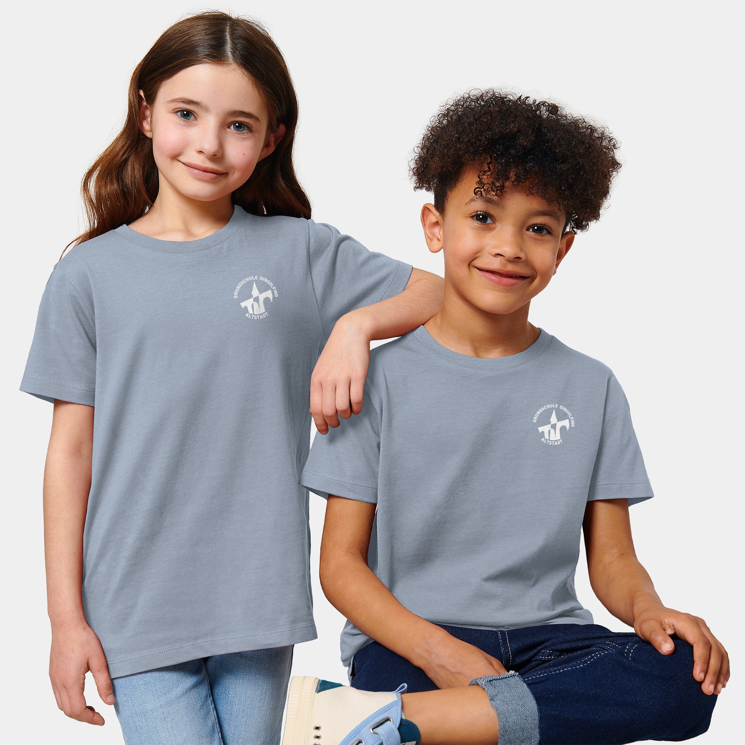 Projekt T-Shirt "Grundschule Altstadt Dingolfing" 98/104 / serene blue - aus nachhaltiger und fairer Produktion