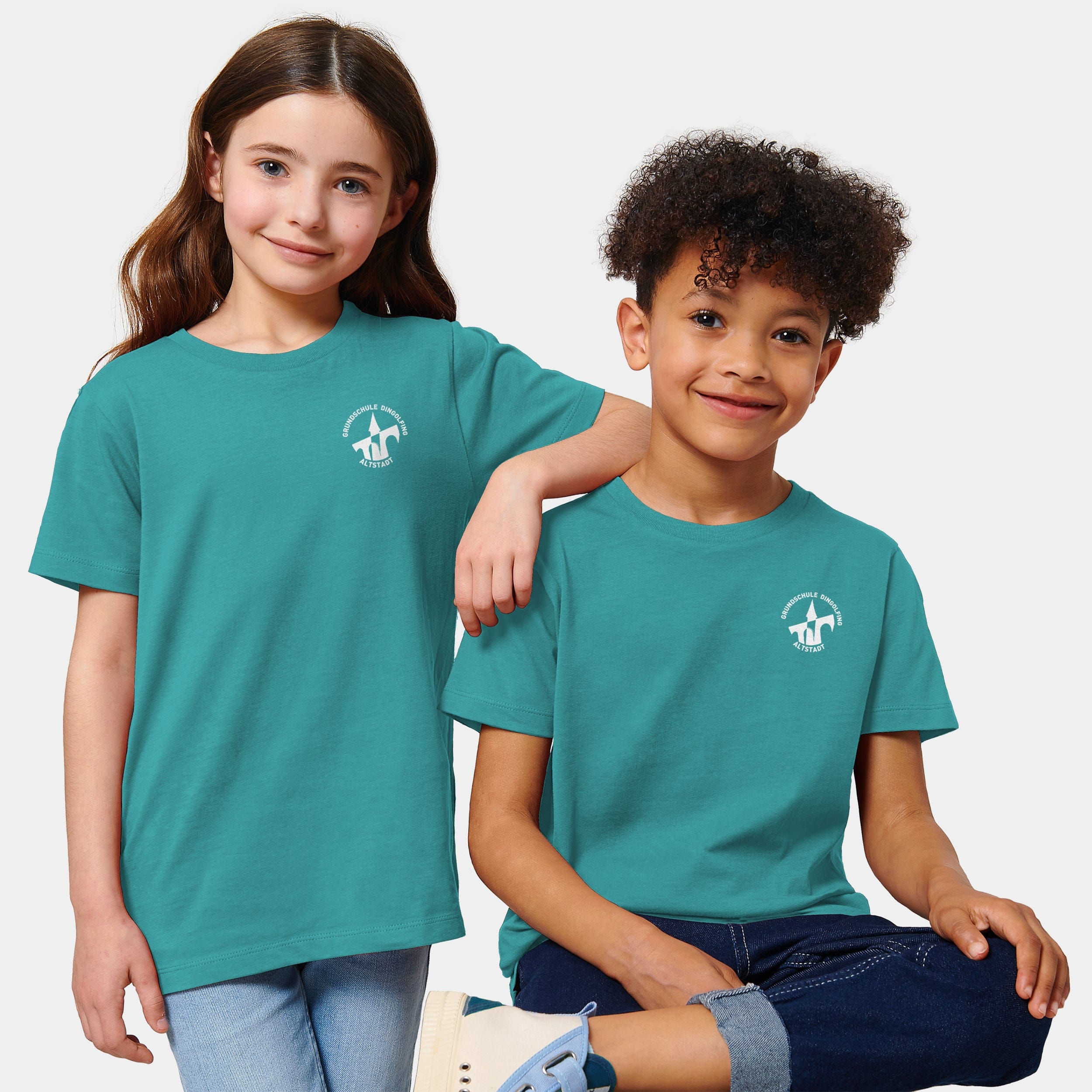 Projekt T-Shirt "Grundschule Altstadt Dingolfing" 98/104 / teal monstera - aus nachhaltiger und fairer Produktion