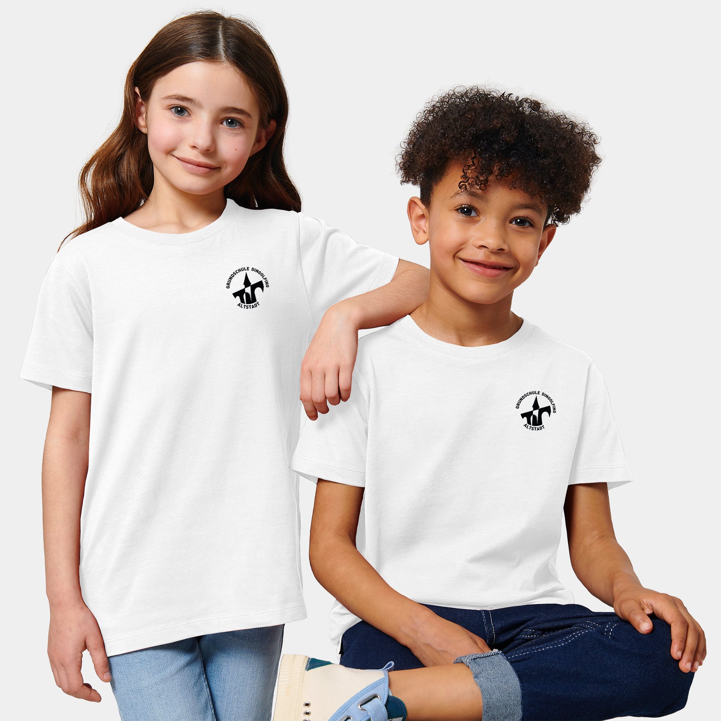 Projekt T-Shirt "Grundschule Altstadt Dingolfing" 98/104 / weiß - aus nachhaltiger und fairer Produktion